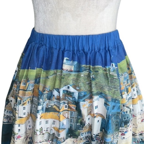 Boden Italy Beach Seaside Scene Printed Pleated Flared Circle Slip Skirt - 12 - Picture 11 of 15